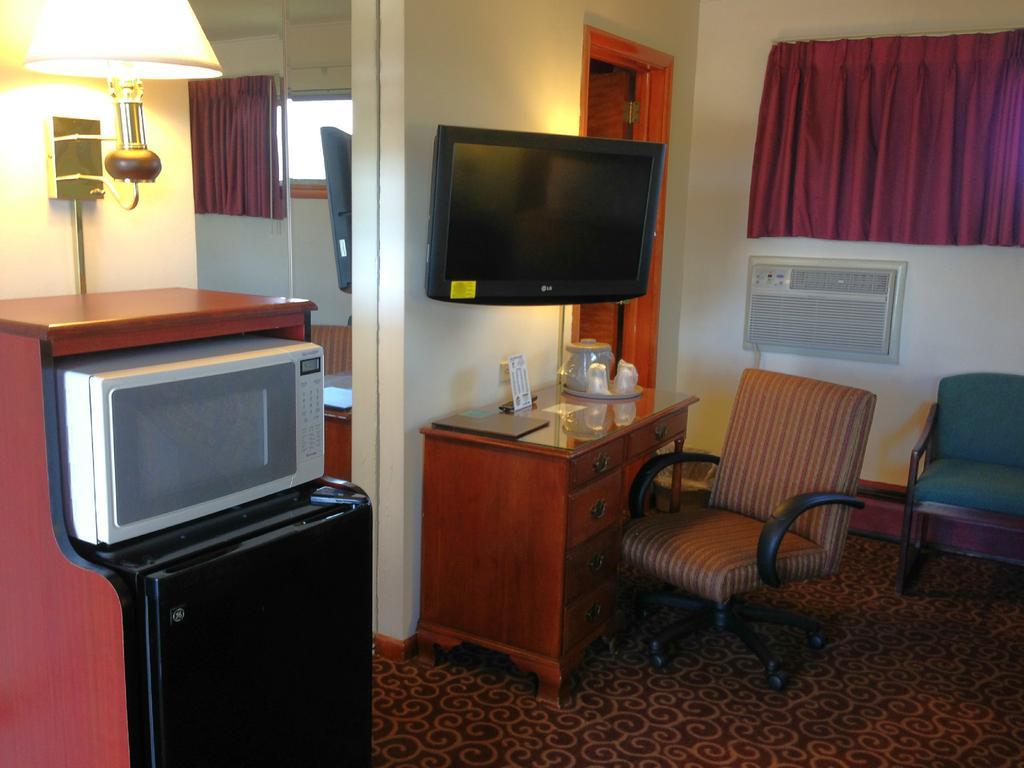 Wye Motor Lodge Duncansville - Altoona Room photo